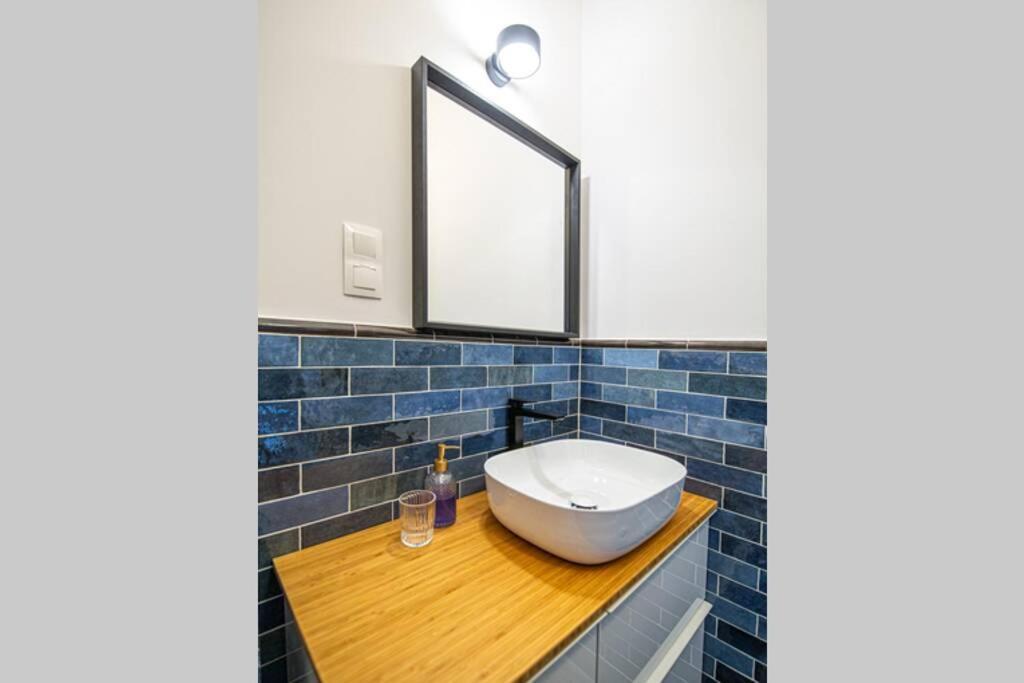Apartament With Garden Bezplatny Parking !!! Cracovia Esterno foto