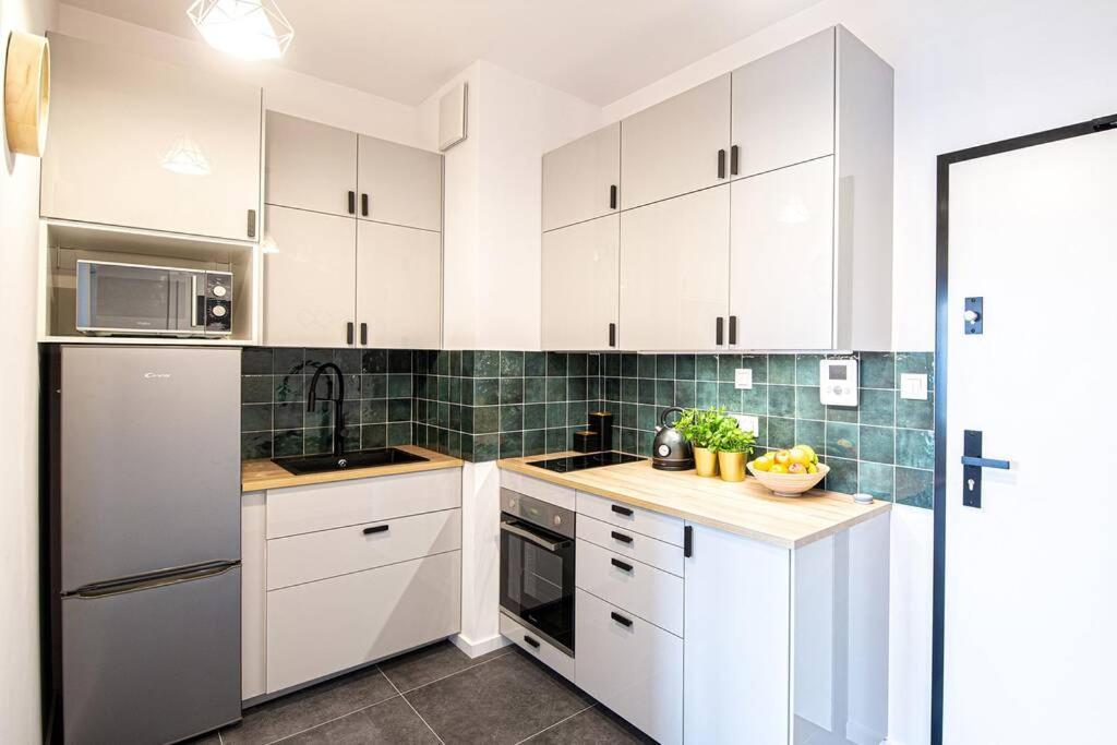 Apartament With Garden Bezplatny Parking !!! Cracovia Esterno foto